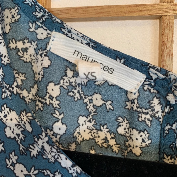 Maurices blue floral peasant blouse - Picture 5 of 10